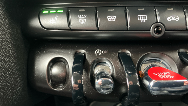 MINI Hatchback 1.5 Cooper Classic 3dr Petrol Hatchback